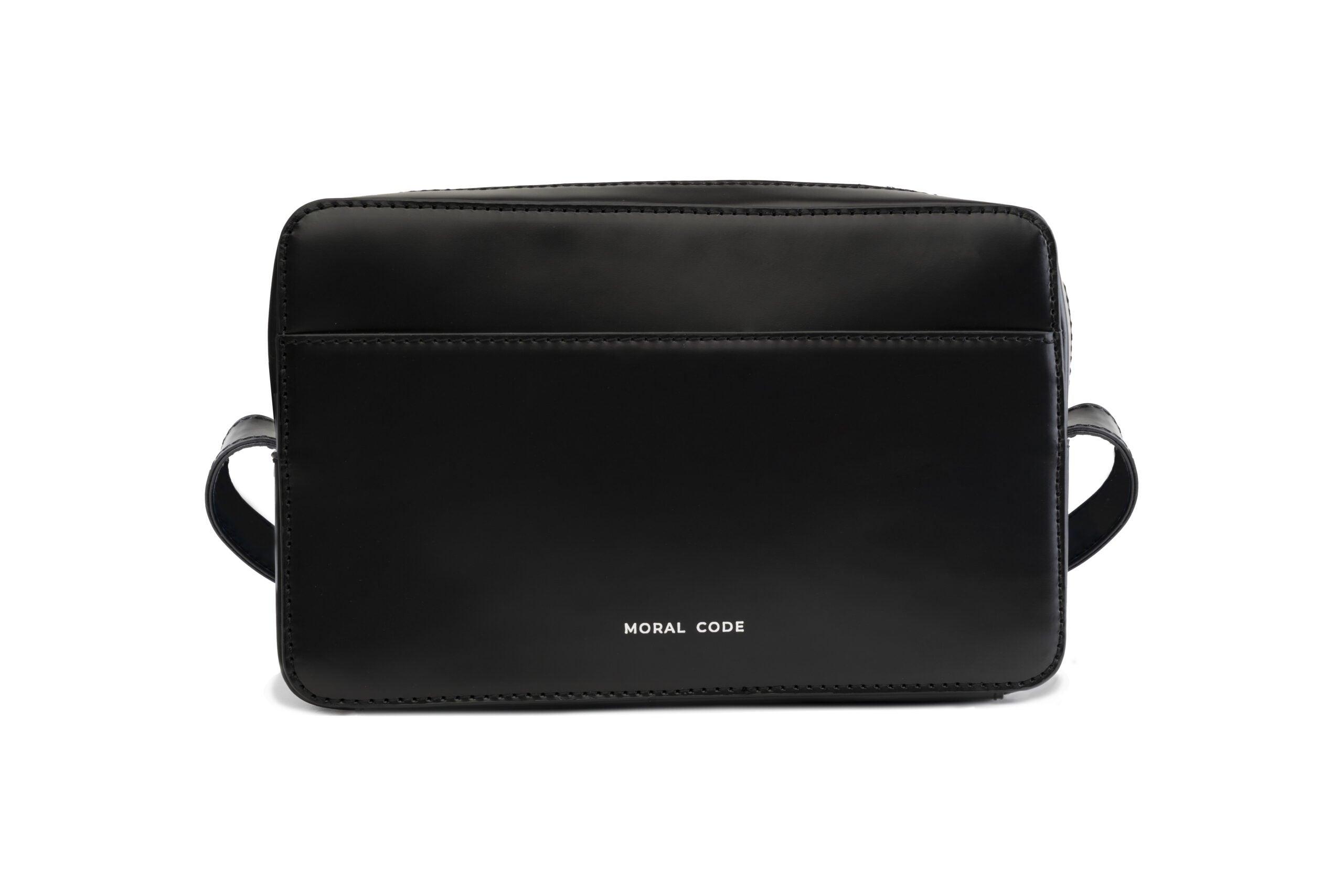 Moral Code Devin Crossbody Bag -Black-