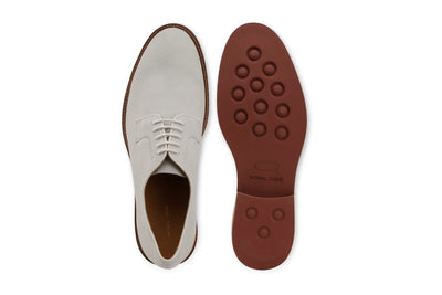 Ivory leather derby shoes with brown rubber sole, classic lace-up, top and sole view  