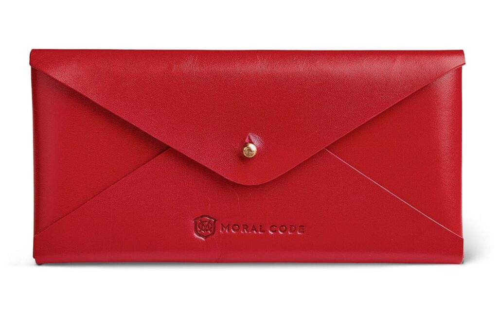 MC_AW17_Accessories_Envelope_Red_Front